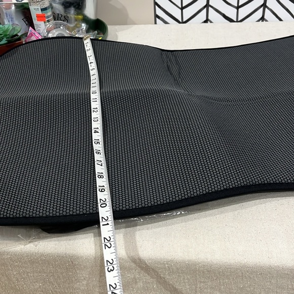 Sojoy IsoTowel Microfiber Car Seat Black Cloth Cover Quick-Dry w/ Non-Slip Back. - Picture 12 of 16